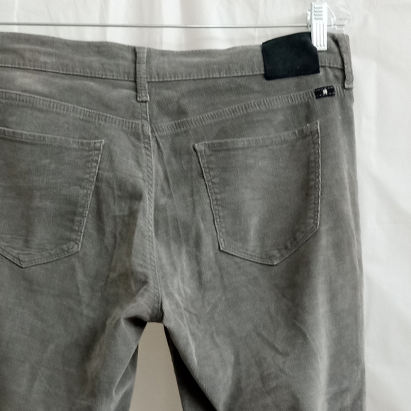 Lucky Brand Charlie Skinny Gray Soft Handcrafted Corduroy Jeans- Size: 10/30A - Picture 6 of 15
